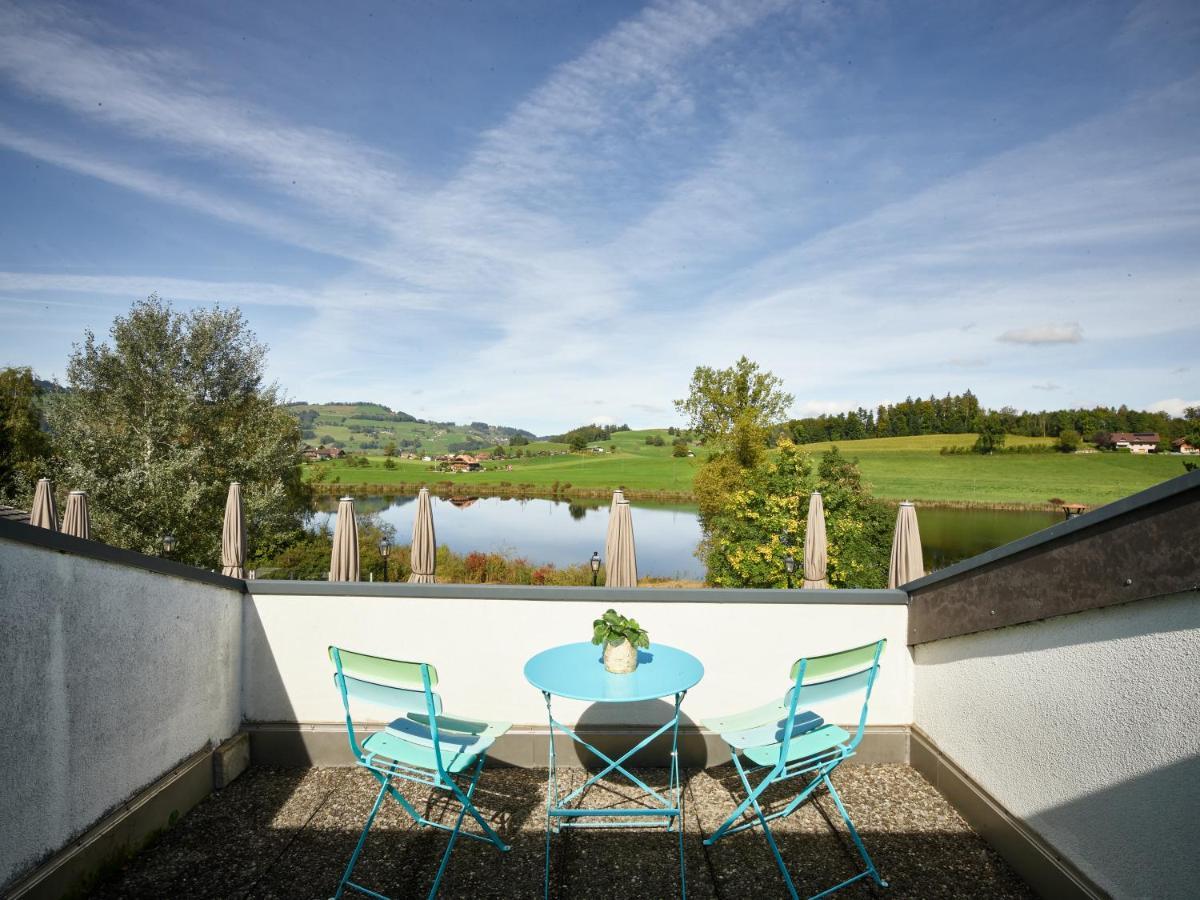 Erlebnisland Grizzlybaer Hotel Langenbuhl Buitenkant foto